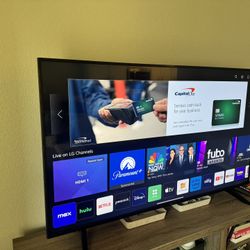 LG 70” 4K Smart TV – Excellent Condition – $300 OBO