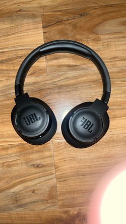 JBL TUNE 760NC