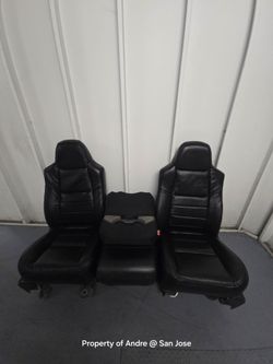 Ford F-250 F350 excursion front seats