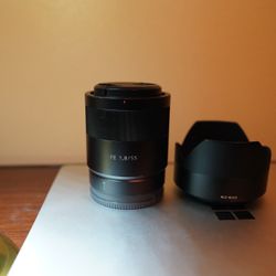 Sony Zeiss SEL55F18Z Prime Lens