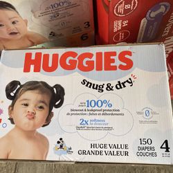HUGGIES   SIZE    4       150    pañales