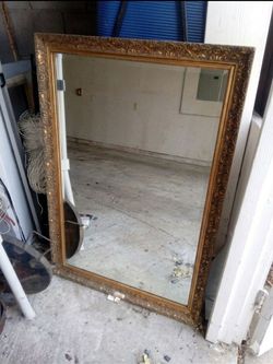 Large Vintage-Style Ornate Gold Wall Mirror – Gorgeous Detail!