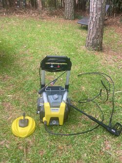 Karcher Power Washer w attachment