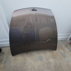 2020 2021 Bentley Hood 
