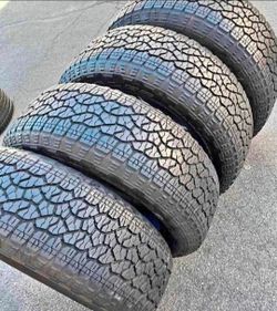 275 65 20 Goodyear tires Con 80% de Vida Las 4
