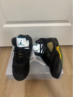 Aqua Jordan 5’s - Size 9