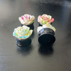 2 Sets 3D Plugs