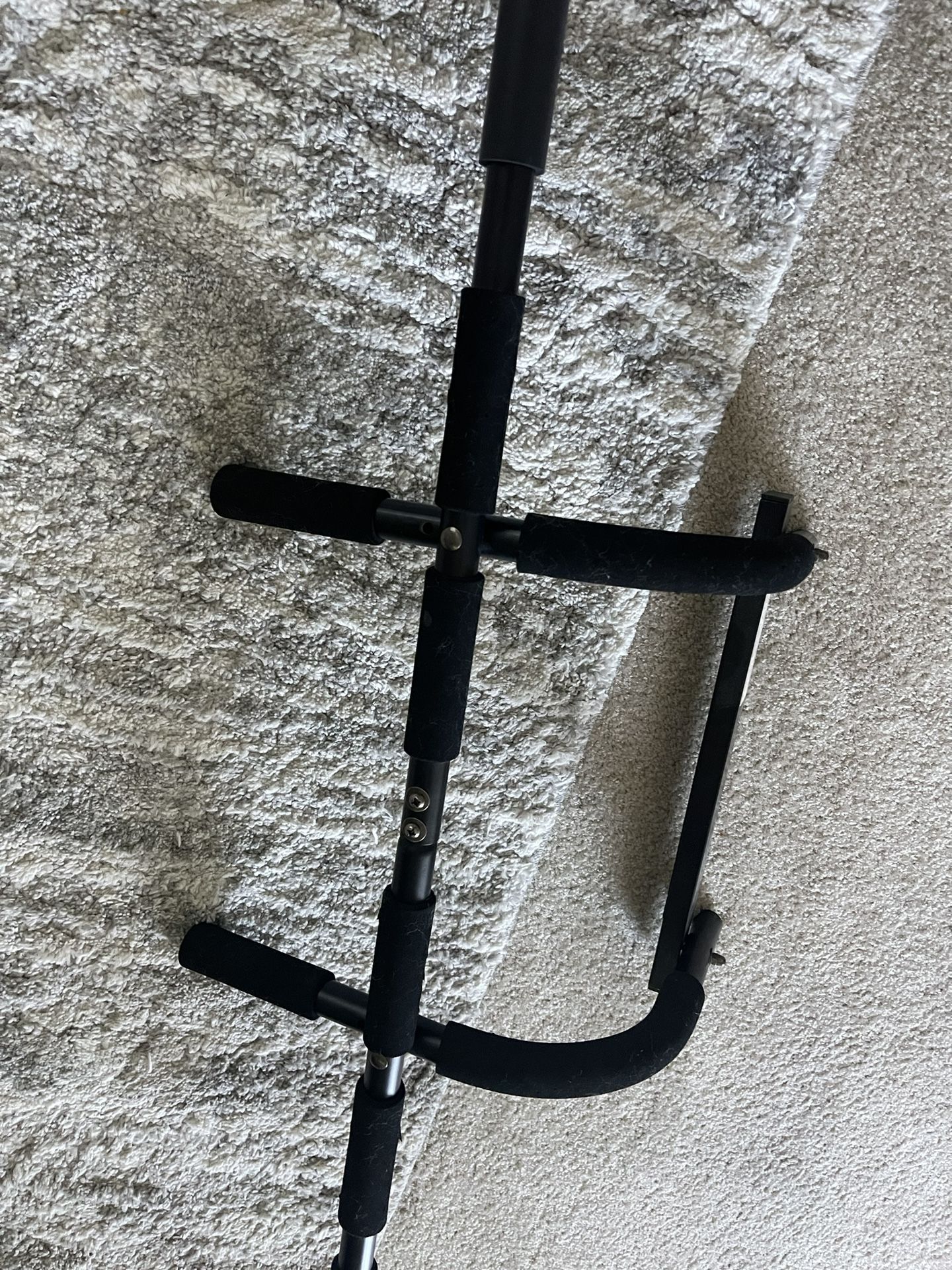 Doorway pull Up Bar