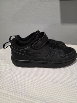 Nike Sneaker Boys Kids size 12C