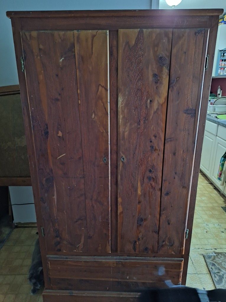 Cedar Armoure