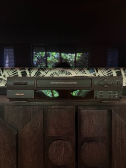 Samsung VR8805 “Diamond Head” VCR – Tested & Working