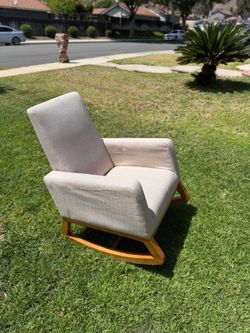 Rocking chair