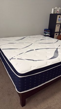 Nisein King mattress .