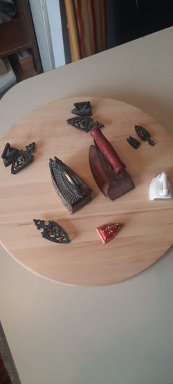 Vintage Miniature Iron & Hot Plate Painted Cast Metal