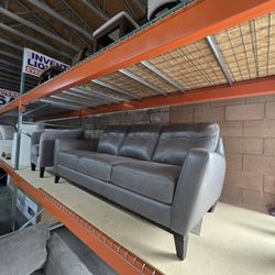 🛋  NATUZZI GREY LEATHER COUCH - FREE DELIVERY! 🚛💨