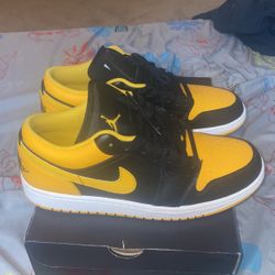 Air Jordan 1 Low