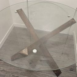 Nice round Glass table.  