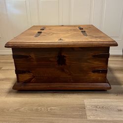 Mexican/Farmhouse Style Trunk & Coffee Table 