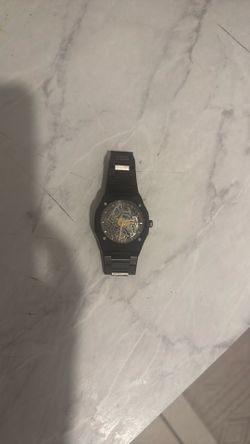 Aura Watch