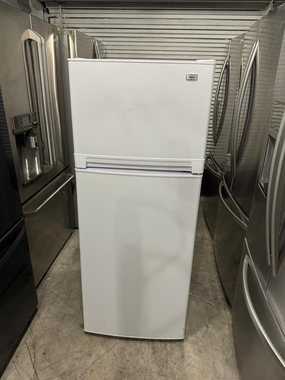 Haier white Refrigerator / DELIVERY AVAILABLE 
