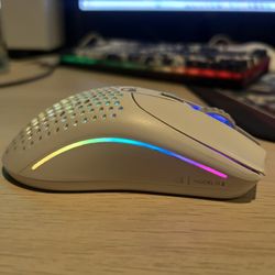 Glorious Model 02 Wireless gaming mouse 