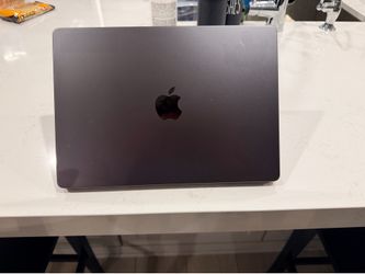 M3 Pro MacBook Pro 14”