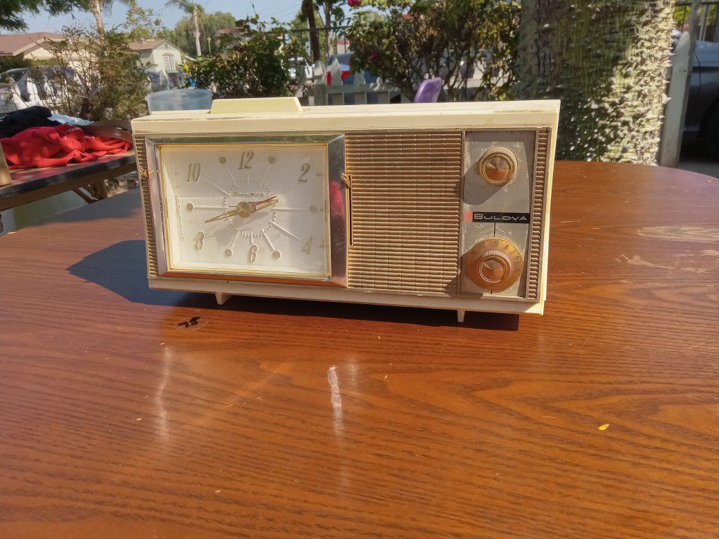 Antique Clock Radio