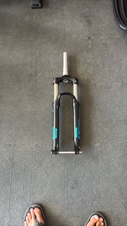 Suntour Suspension Fork 27.5 Wheel Size