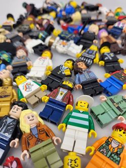 Lot of 64 Lego Minifigures From Star Wars City Marvel Jurassic CMF Minecraft Harry Potter