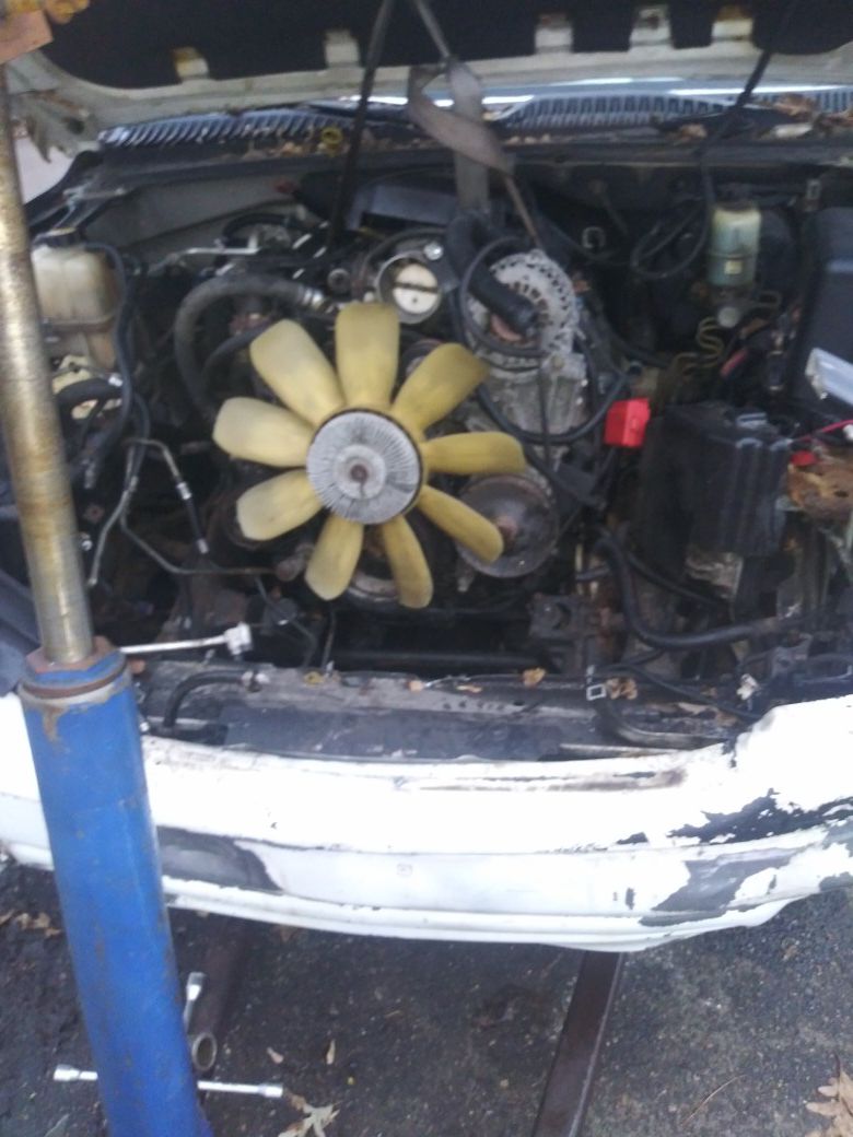 5.3 motor came out my 2000 yukon 136miles on it