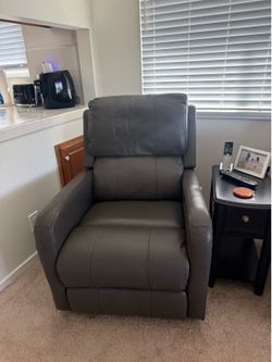 Comfortable Gray Leather Recliner Chair