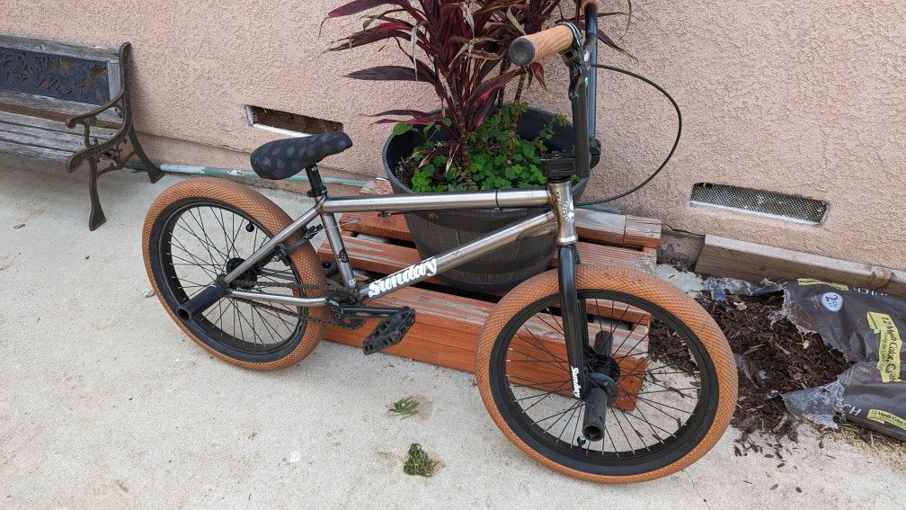 Sunday BMX Bike