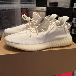 DS Adidas Yeezy Boost 350 V2 Cream White Size 10.5
