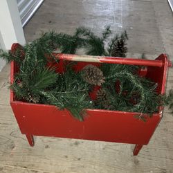 Primitive Farmhouse  Caddy Solid Wood Xmas Vintage W/Garland