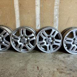 Honda Crv OEM 15” Rims 