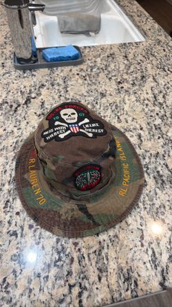 Men’s polo bucket hat
