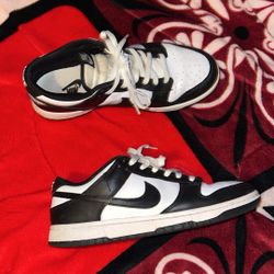 Nike Dunk Low Panda