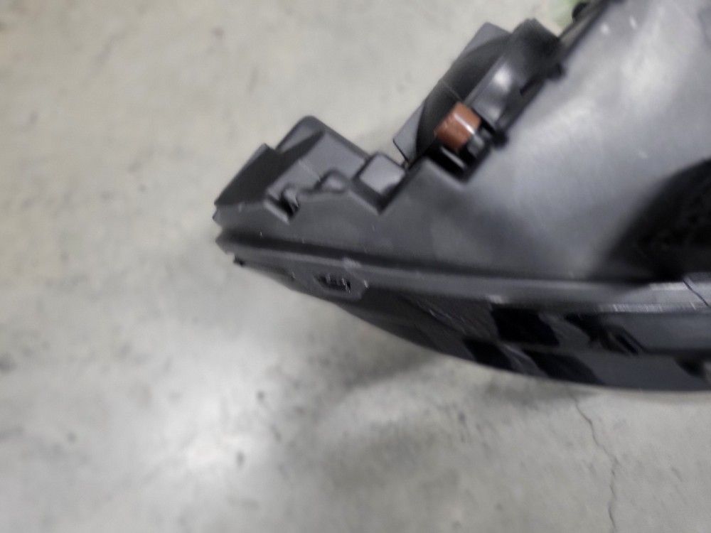 2015 DODGE CHARGER DRIVER SIDE HEAD LIGHT