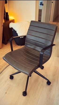 Crate and Barrel Graham Grey Office Chair