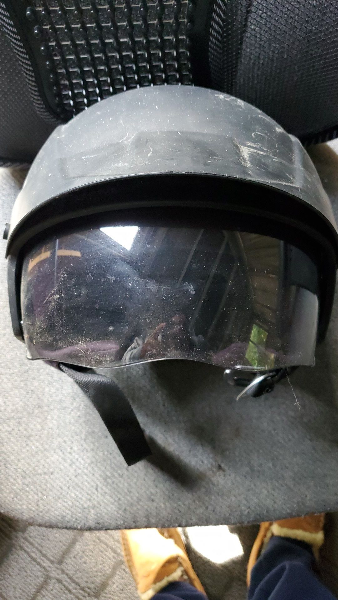 Motorcycle helmet