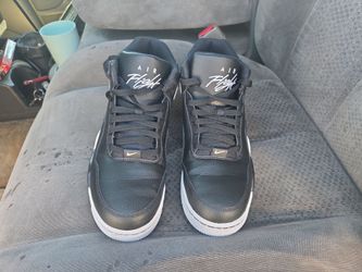 NIKE AIR FLIGHT Size 10