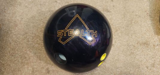 Track Stealth Pearl bowling ball