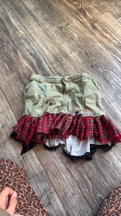 Punk rock y2k skirt 12 years