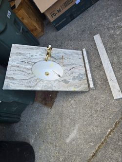 quartz counter and Kohler sink