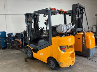 EKKO 5,000 LB Forklift – EK25SLP – Side Shift – Ready to Work