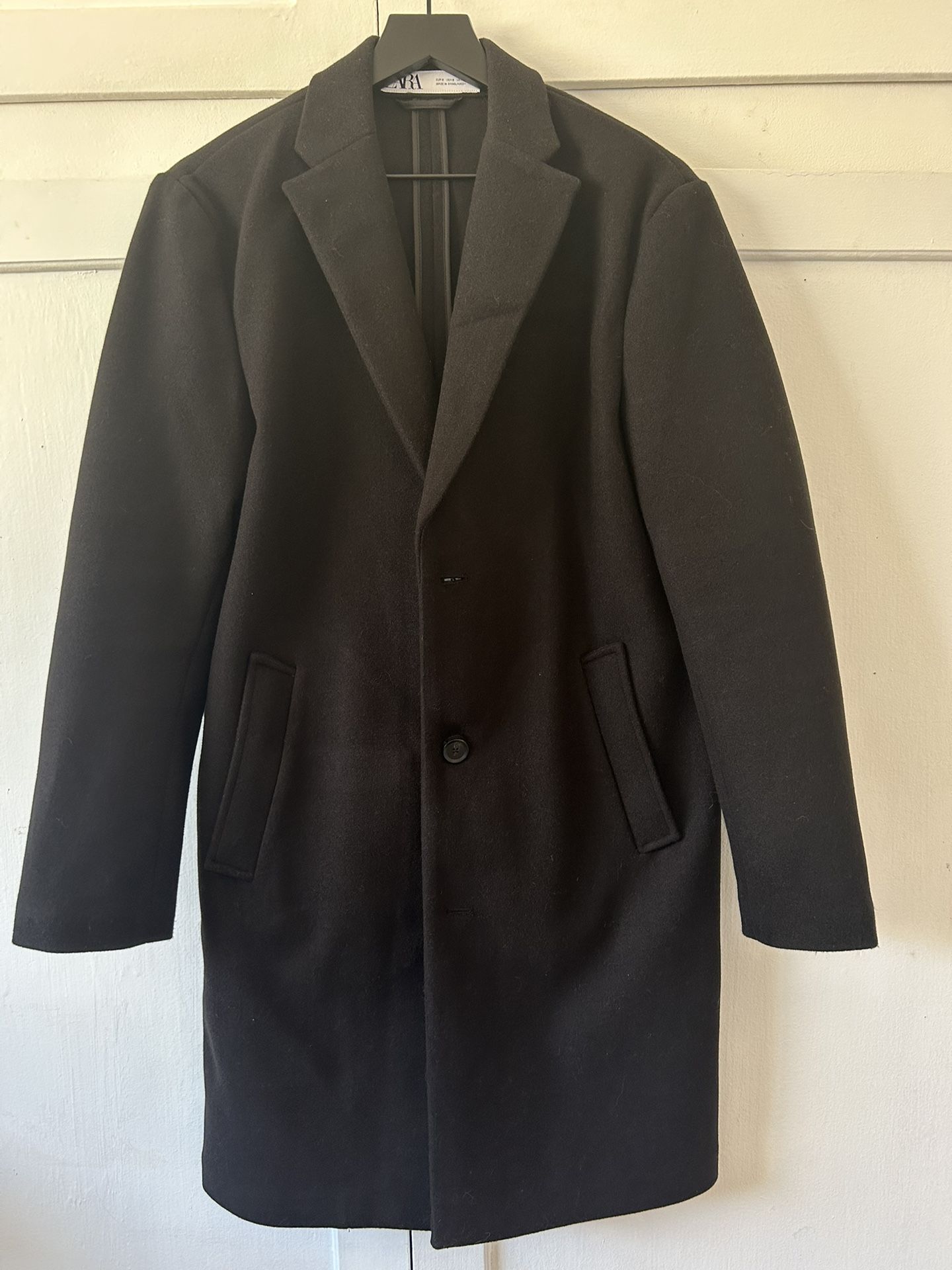 Zara Men’s Long Coat Size Small