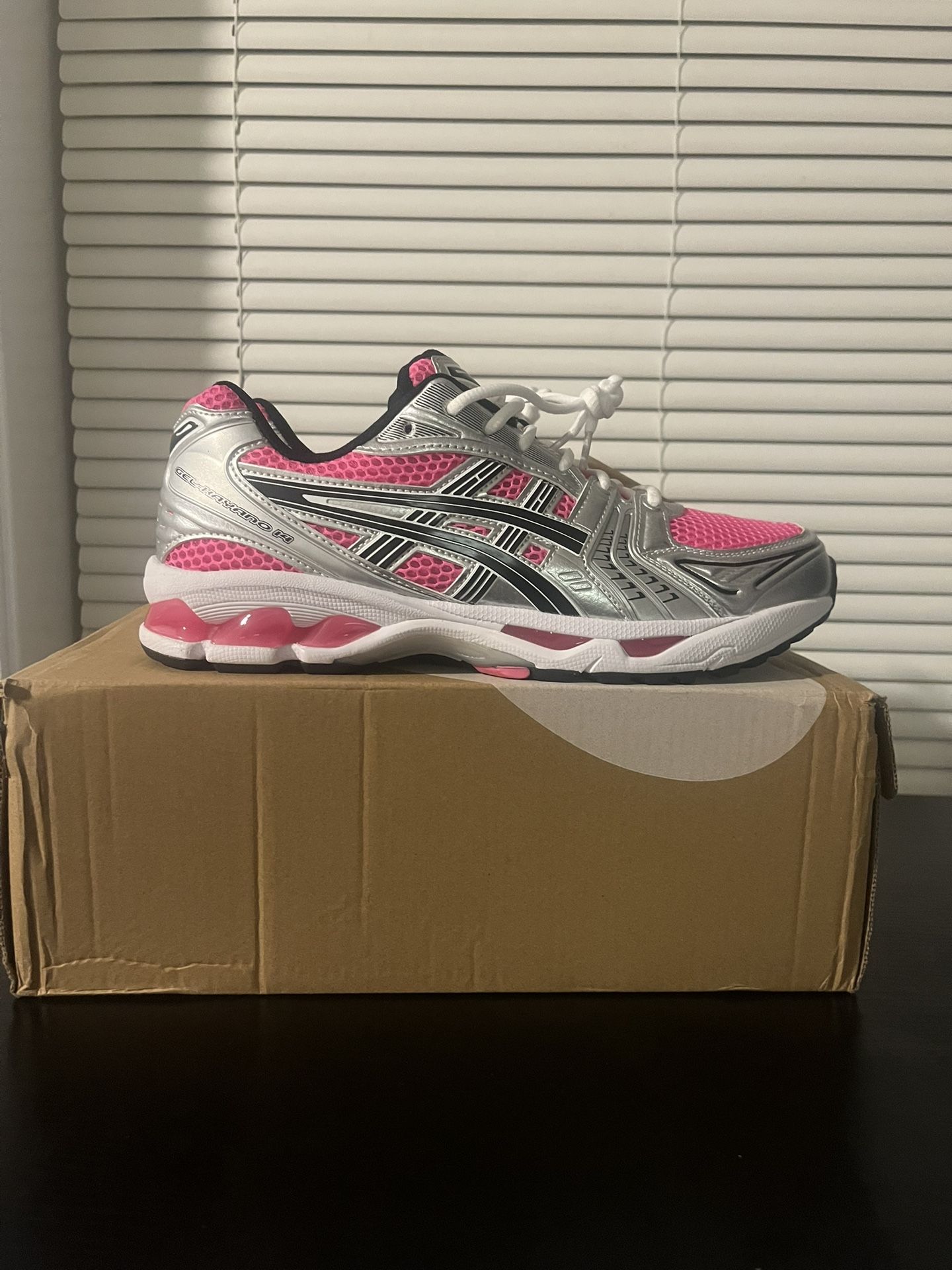 Asic Gel Kayano 14 Pink Glo Size 8.5