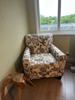 Accent chair