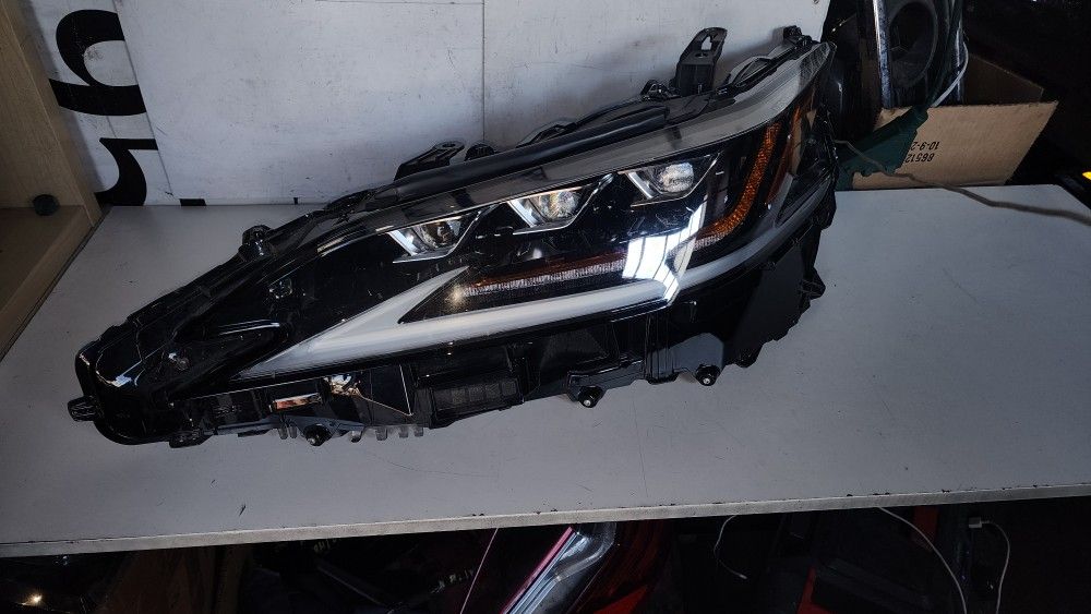 2022-2025 LEXUS ES350 LEFT HEADLIGHT