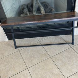 Kitchen shelf with hooks